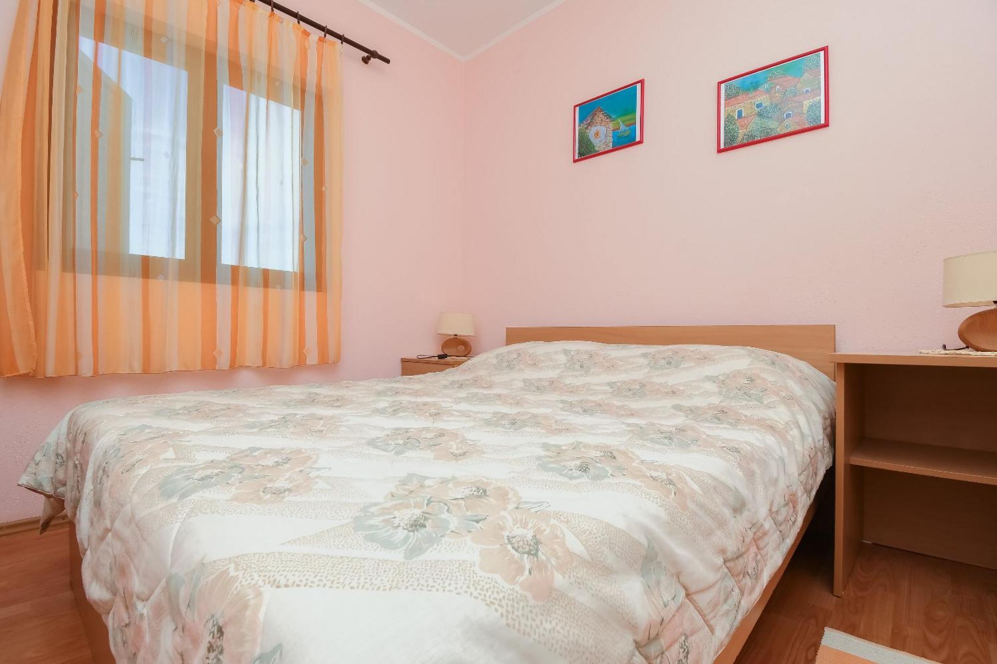 Apartments Toni Масліница Екстер'єр фото
